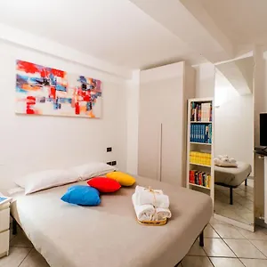 Feel - Minimal House - Centro Bergamo